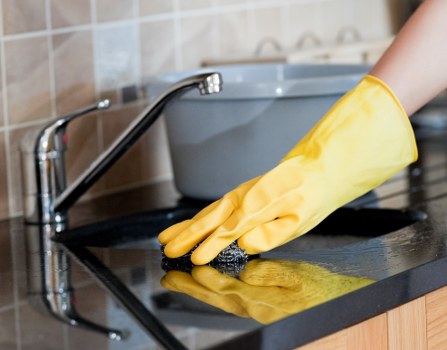 Professional oven cleaning service for a Richmond home kitchen